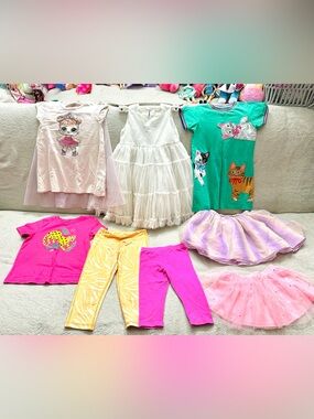 Girls Huge Lot Clothes size 4T Years  Excellent Condition